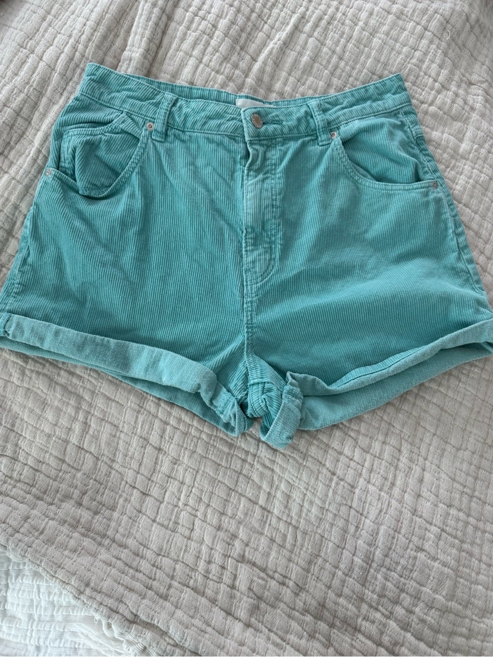 Rolla’s Women's Teal Dusters Corduroy Rolled-Hem Shorts GUC 1006